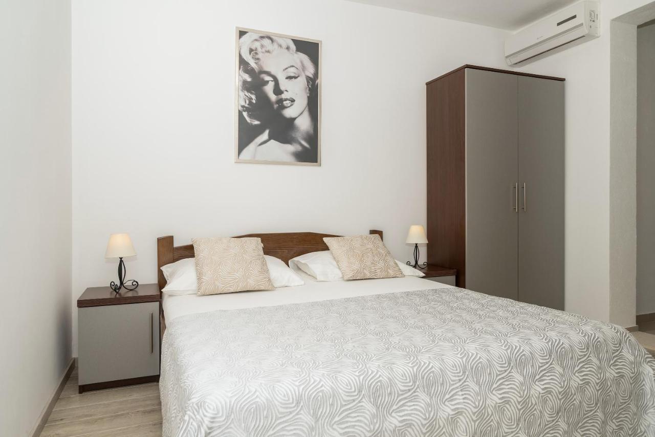 Bilin San Apartment Baska Voda Ngoại thất bức ảnh