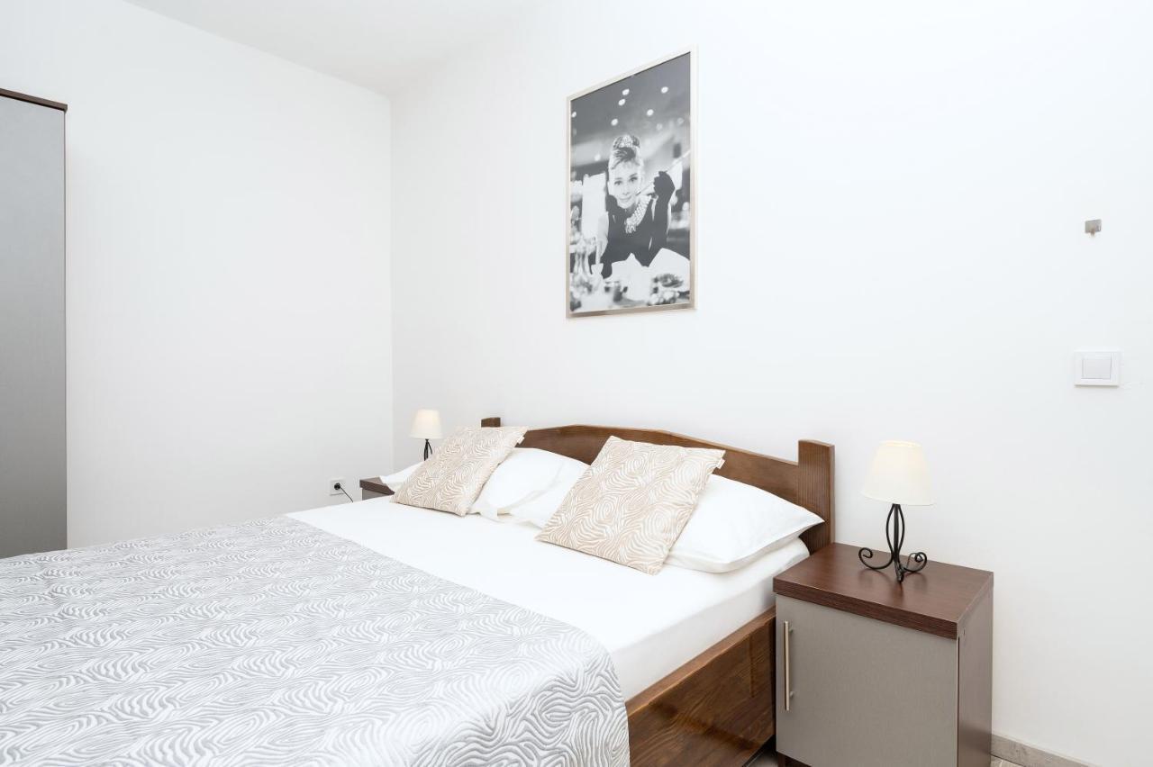 Bilin San Apartment Baska Voda Ngoại thất bức ảnh
