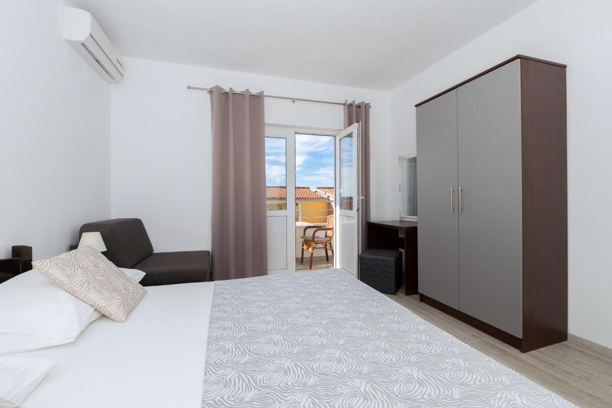 Bilin San Apartment Baska Voda Phòng bức ảnh
