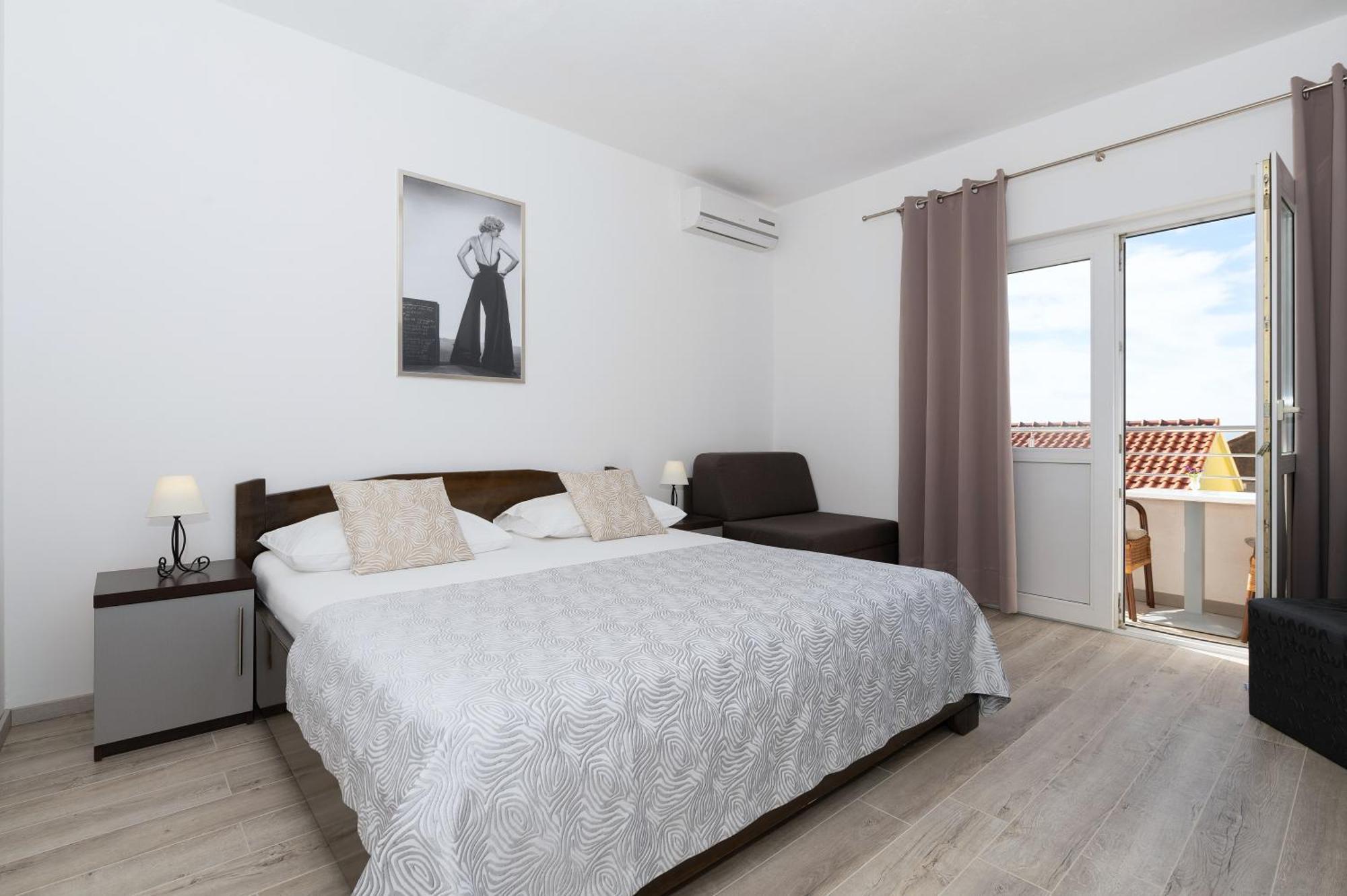 Bilin San Apartment Baska Voda Phòng bức ảnh