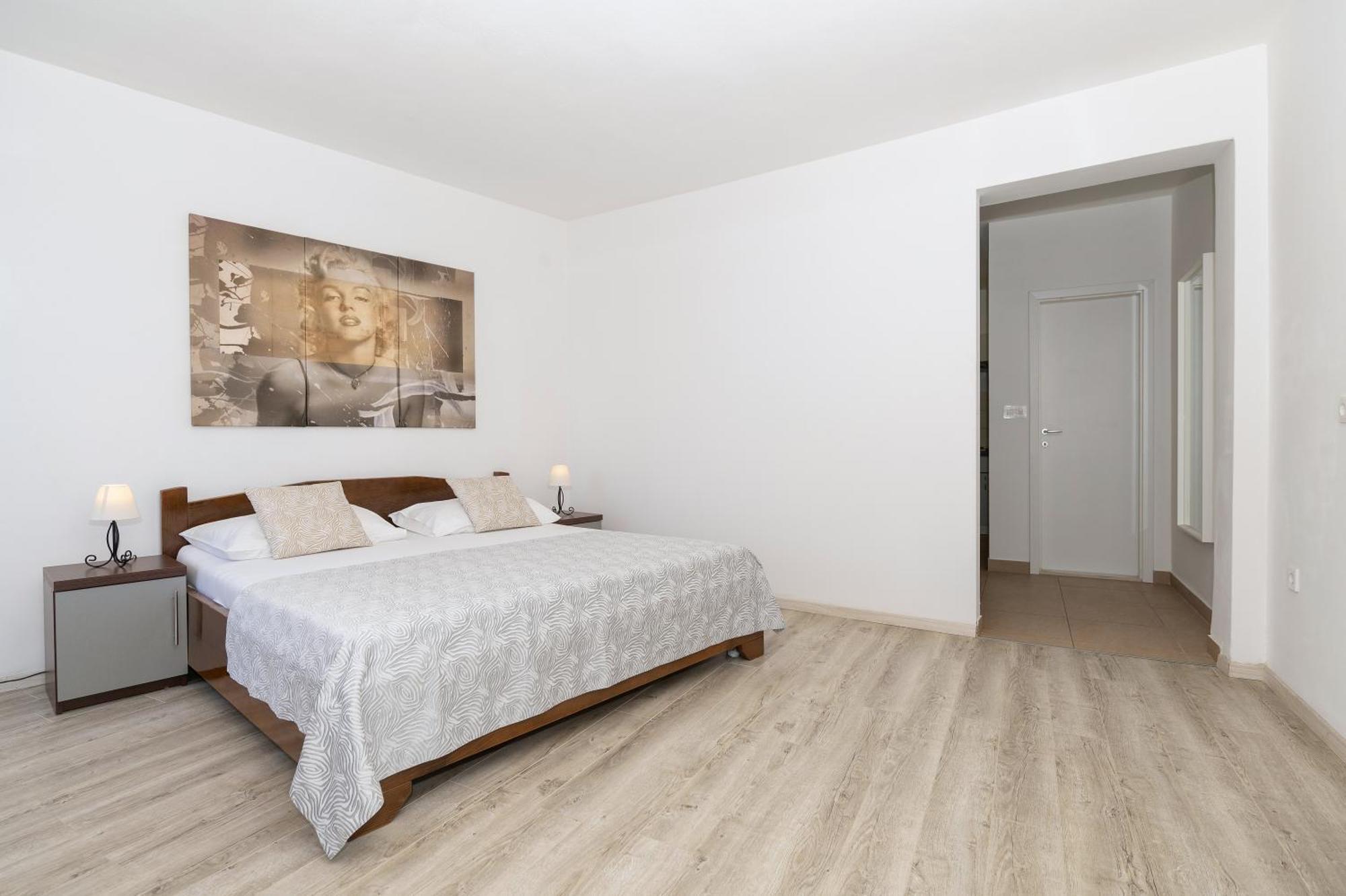 Bilin San Apartment Baska Voda Phòng bức ảnh