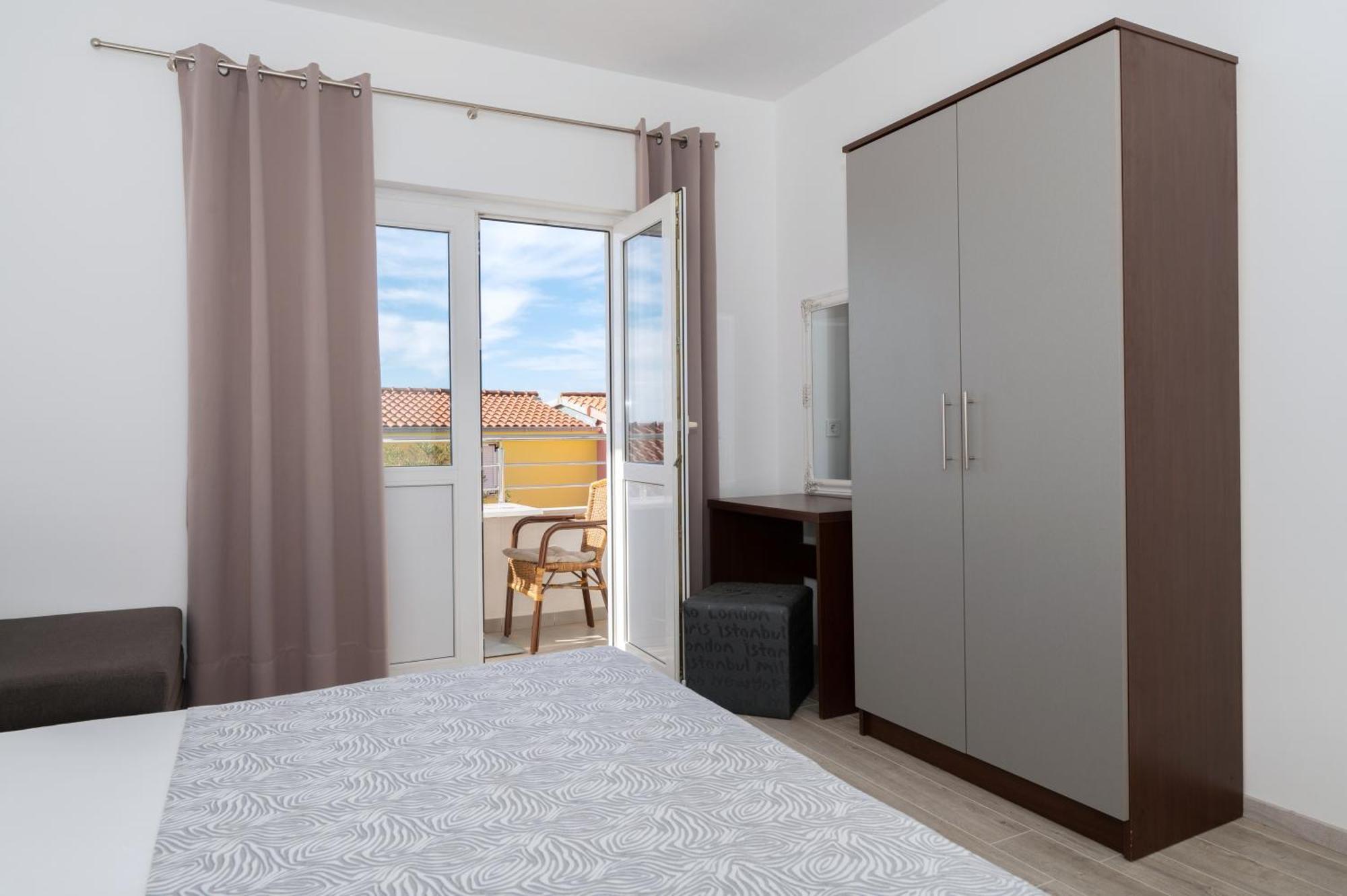 Bilin San Apartment Baska Voda Phòng bức ảnh
